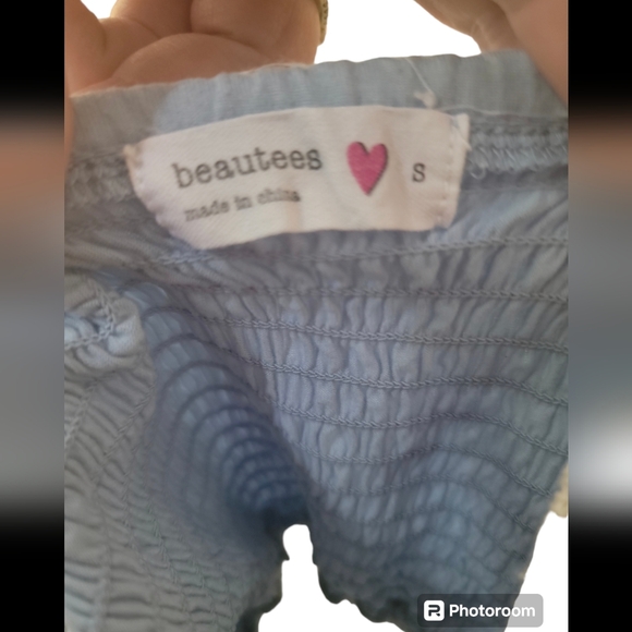 Beautees crocheted floral crop top size S - Picture 2 of 7